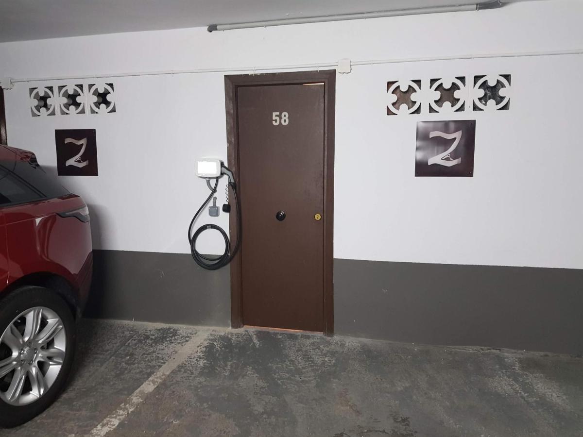 Centro, Con Tarjeta Parking Gratis En Zona Azul Y Residentes *